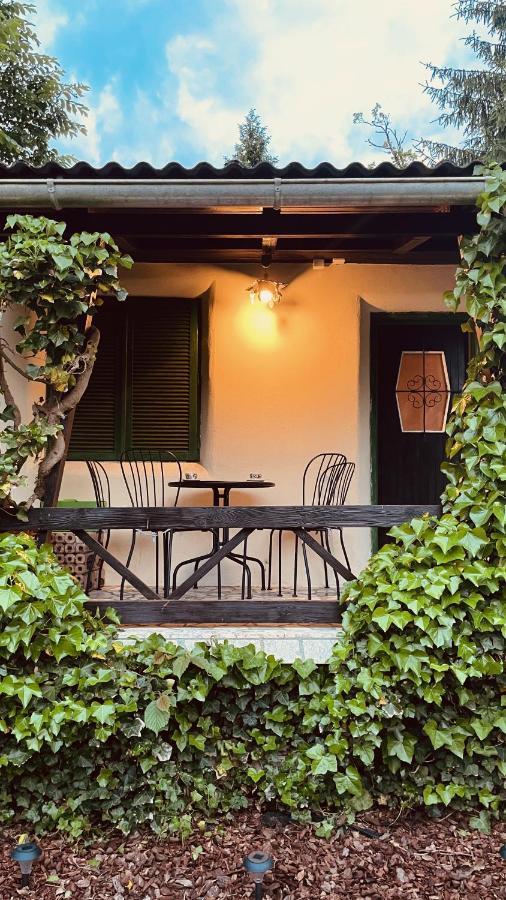 Mika'S Garden Villa เบลด ภายนอก รูปภาพ