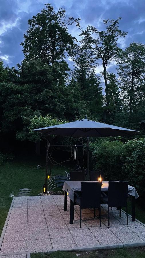 Mika'S Garden Villa เบลด ภายนอก รูปภาพ