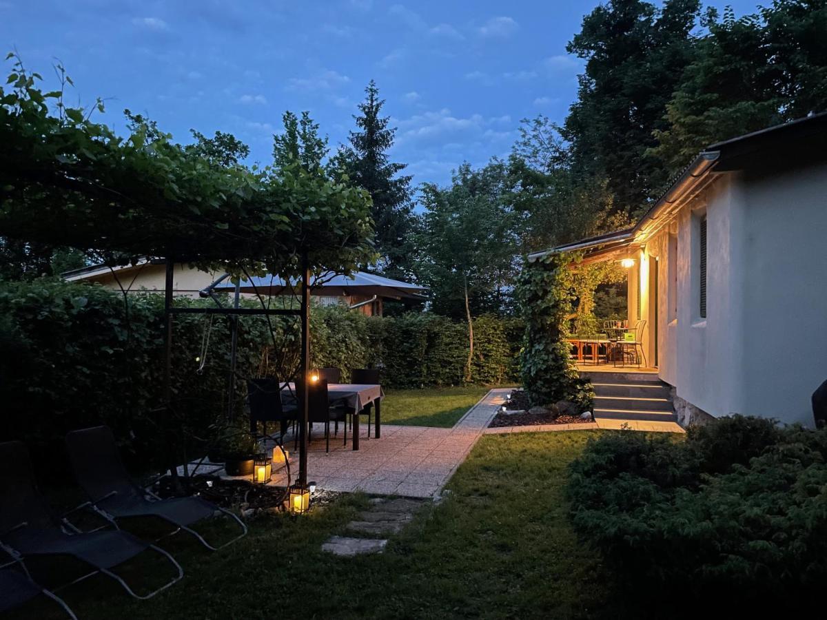Mika'S Garden Villa เบลด ภายนอก รูปภาพ